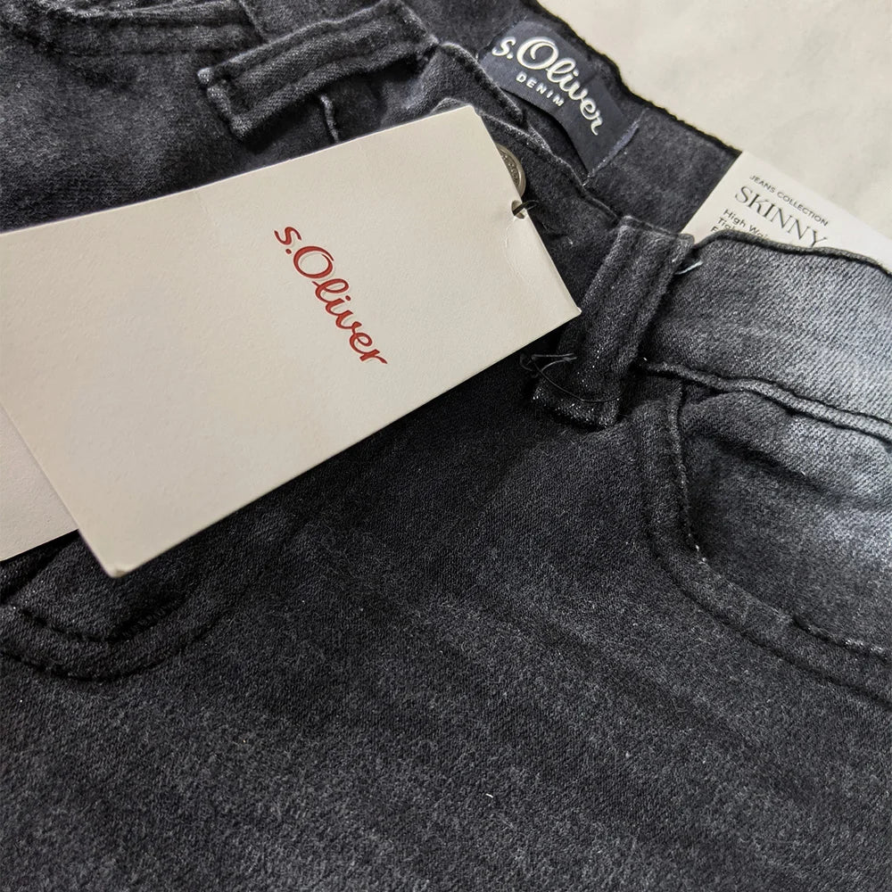 Branded Modern Wash Jeans Grey